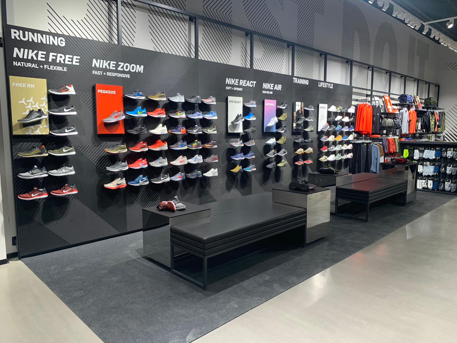 Hudson Group Opens New NIKE Store At The Point Shopping Complex 